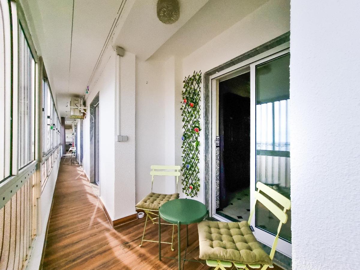 Apartamento Flh Faro Family Flat With Balcony Exterior foto